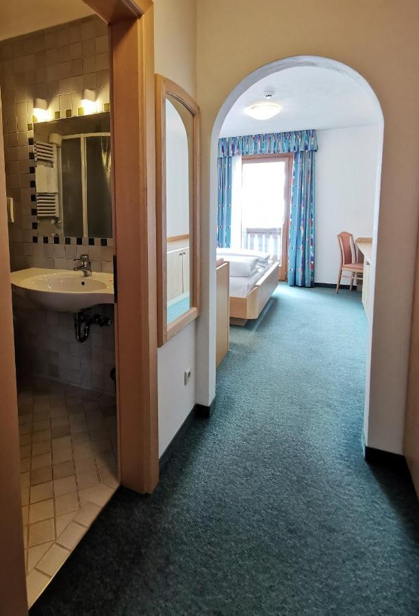 Hotel La Plaza Корвара-ин-Бадия Экстерьер фото